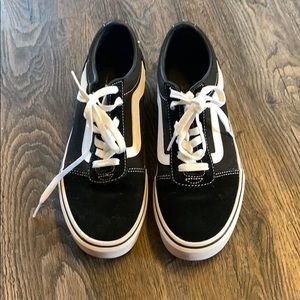 Black vans